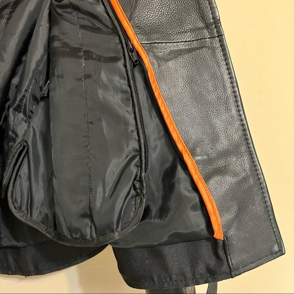 First Classics • Women Leather Motorcycle Jacket - Picture 11 of 13